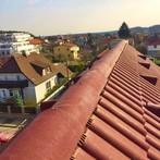 Oprava střechy (zatékání dešťové vody) Dubeč
